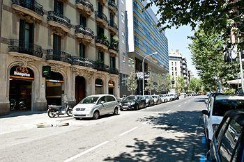 La Pedrera Apartment Barcelona Buitenkant foto