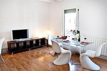 La Pedrera Apartment Barcelona Buitenkant foto