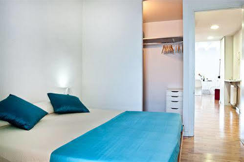 La Pedrera Apartment Barcelona Buitenkant foto